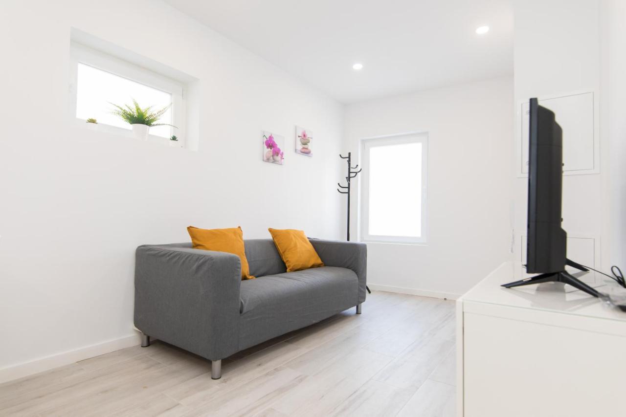 Apartamento Trival - A 1 Minuto Pe Da Praia Sesimbra Exterior photo
